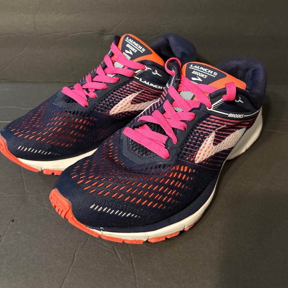 Brooks Women's Launch 5